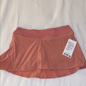 Lululemon Play off the Pleats Skirt